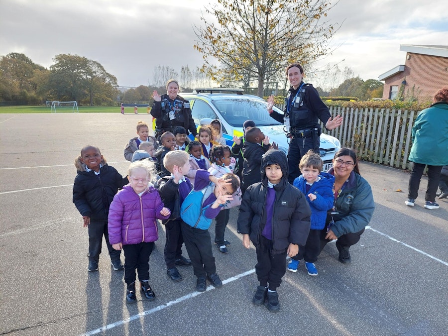 Police teach vital road safety to nursery children at Hillside Nursery